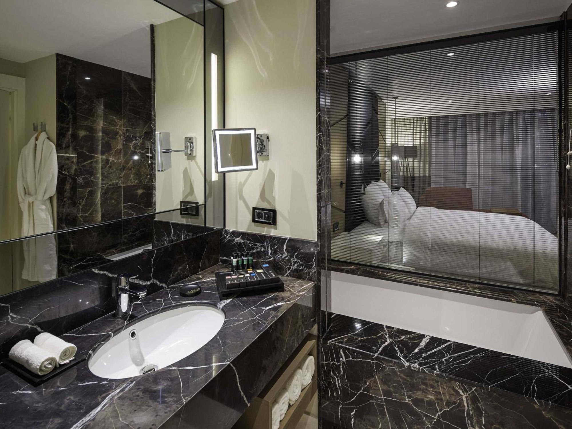 Executive İki Yataklı Oda + Salon Erişimi